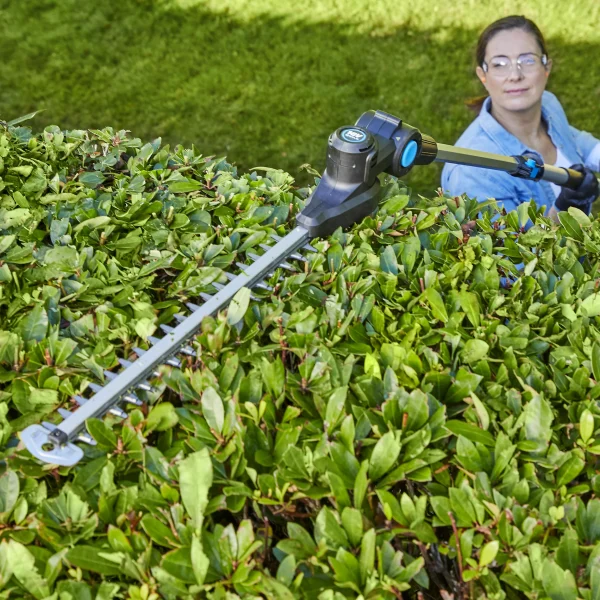 Mac Allister MPHT1845-Li 18V Cordless 450mm Pole hedge trimmer